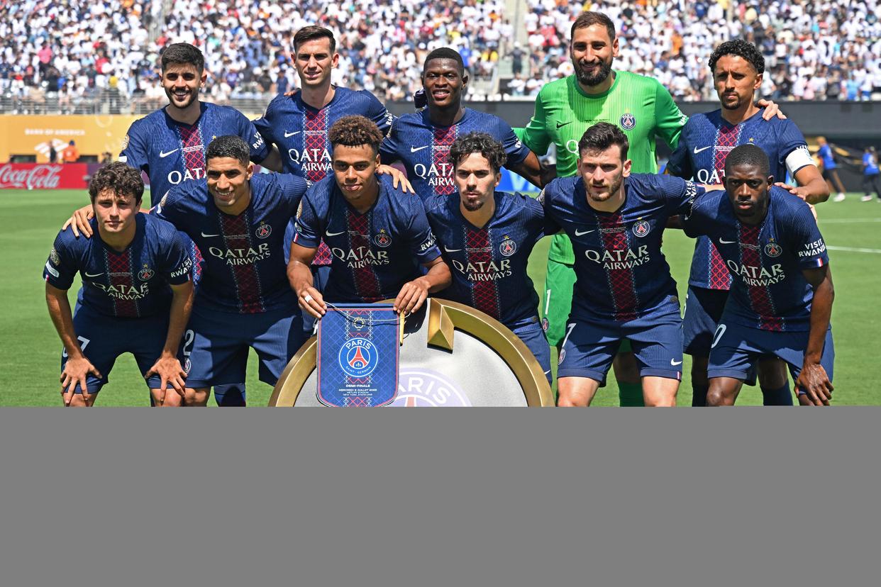 关于赛前巴黎圣日耳曼调整名单以备法甲，篮板制胜环节打磨，目标明确，阵容厚度经受考验的信息