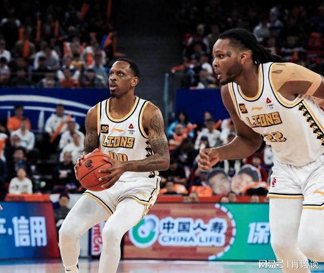 包含关键时刻CBA季后赛传出新动向；密尔沃基雄鹿豪取连胜；管理层表态：压力陡增；资深球员宣示担当的词条-开云体育