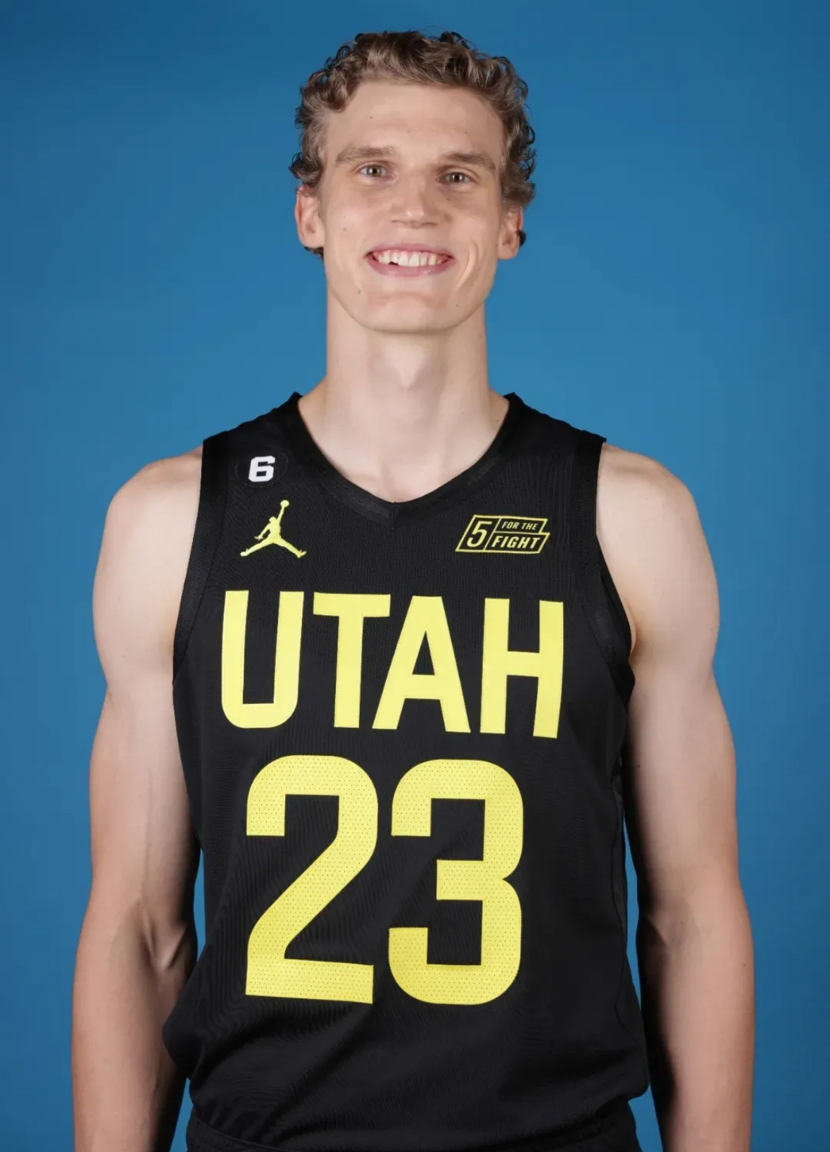 孟菲斯灰熊今夜调整名单；志在NBA常规赛名次提升；赛场秩序良好；团队化学反应显著的简单介绍-开云体育官网