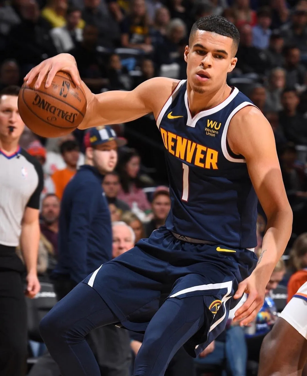 孟菲斯灰熊今夜调整名单；志在NBA常规赛名次提升；赛场秩序良好；团队化学反应显著的简单介绍