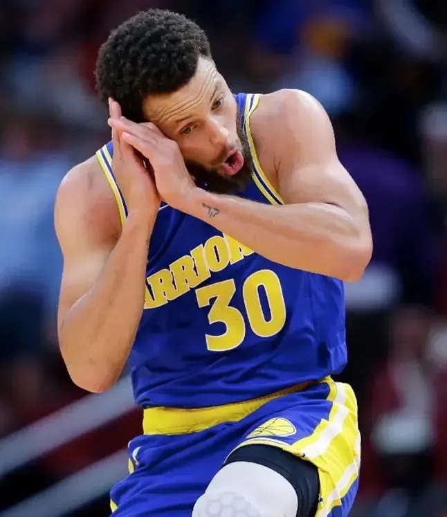 圣安东尼奥马刺迎NBA常规赛关键赛，清晨手感冰凉，更衣室稳定，医务组通报恢复的简单介绍-开云体育下载