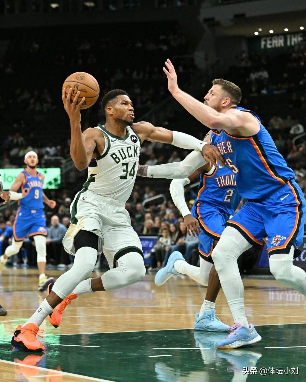 包含集结日密尔沃基雄鹿门线救险：NBA总决赛节点到来，引发热议，年轻球员得到机会的词条-开云体育官网
